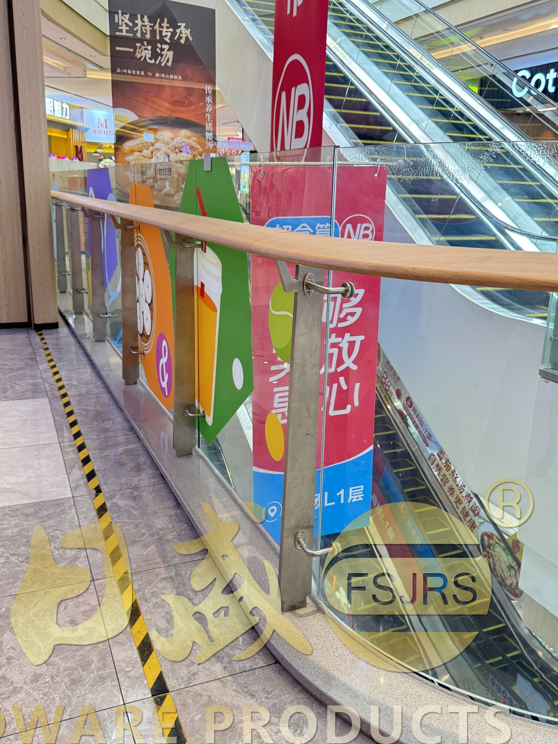 不銹鋼護(hù)欄廠家佛山季華里萬科園護(hù)欄工程案例