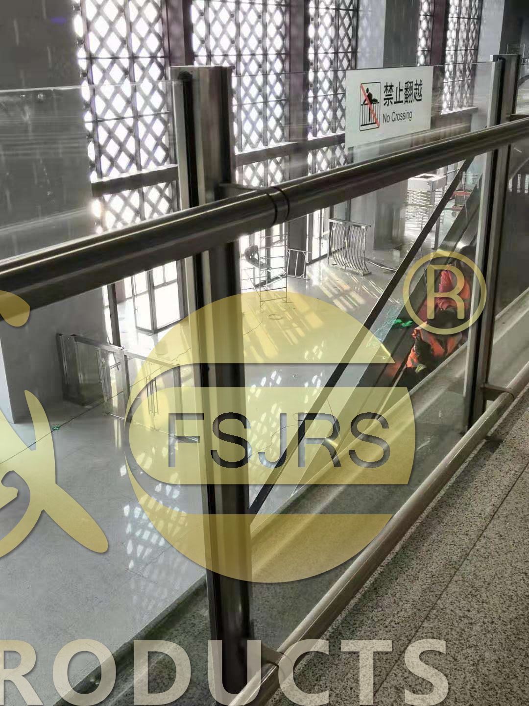 高鐵站不銹鋼護(hù)欄廠家哪家好？國(guó)正五金山西大同高鐵站工程實(shí)例解析